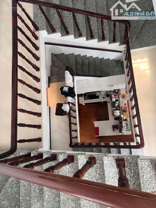 NHÀ GÓC 2 MT CÁCH BIỂN 30M (NGAY BÃI TẮM VIEW BIỂN) HẠ LONG VŨNG TÀU 1 TRỆT 2 LẦU 17 TỶ - 6