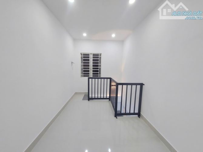 BÁN NHÀ ĐƯỜNG XE HƠI 6M – 70M² (5,7m x 12,3m), 2 TẦNG – KHU PHÂN LÔ ĐƯỜNG CẦU XÂY, QUẬN 9 - 7