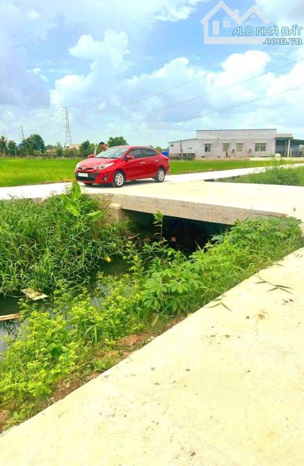 Siêu phẩm, 150m2 đất thổ cư View Kênh cực đẹp, 490tr - 7