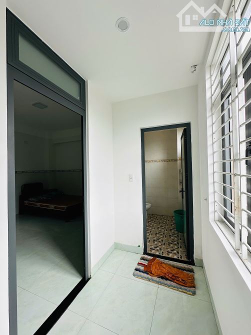 Bán nhà 2 mặt tiền Trần Duy Chiến đường oto chạy vi vu giá tốt - 7