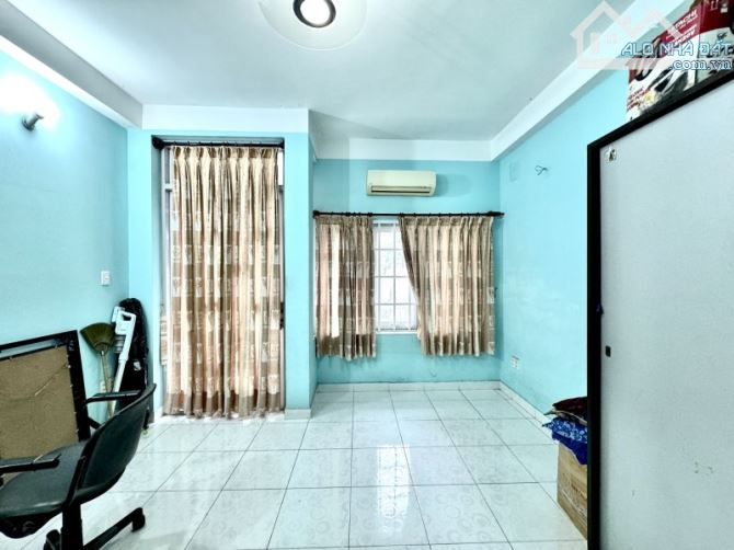 Bán gấp nhà gần mặt tiền đường Lê Văn Sỹ - 5 tầng 54m2 (3.9 x 15) sổ đẹp - Không Quy Hoạch - 7