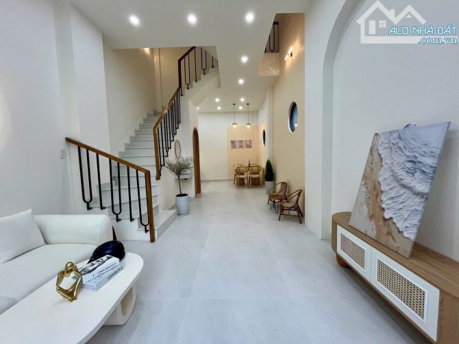 Bán nhà Tân Thới Hiệp - đẹp mê - hẻm oto - Quận 12.  💐(4*12) giá 5 tỷ 080triệu. Trệt, 2 l - 7