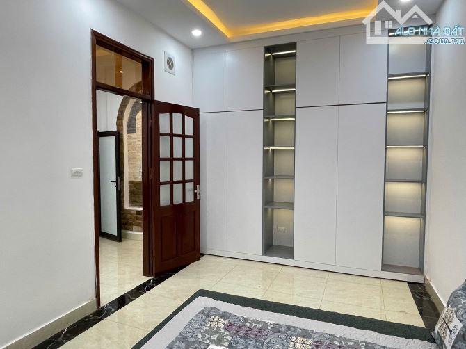 52m2* 3 tầng* sân cổng riêng- 8.1 tỷ- ngõ 132 Khương Trung- 100m ra mặt phố Vũ Tông Phan - 7