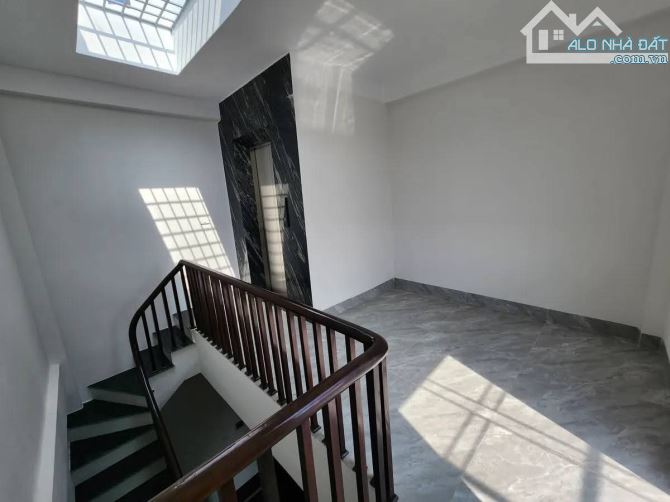 Bán nhà Ô Cách gần Hoa Lâm, 6 tầng thang máy, Gara, 42m2, mt 4m, 8.85 tỷ, ở ngay - 7