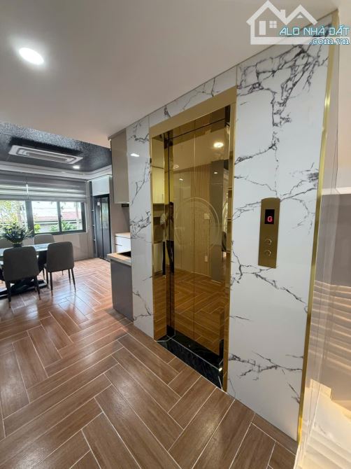 Bán nhà mới như hình, 390/ Hà Huy Giáp, Q12, giáp Gò Vấp. 4*20m, 5tấm, có TM, HXH 10m, 8.7 - 7