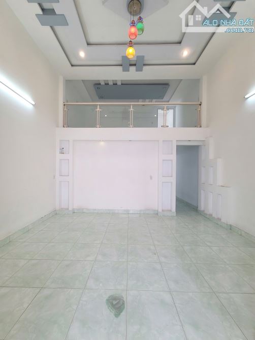 Bán nhà cấp 4 KDC gần BigC Dĩ An p.Đông Hòa Tp.Dĩ An chỉ 3ty750 TL M7433 - 7