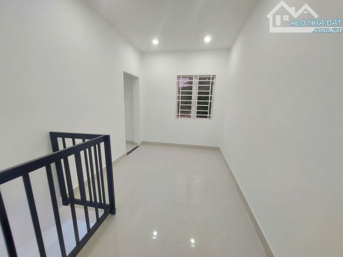 BÁN NHÀ ĐƯỜNG XE HƠI 6M – 70M² (5,7m x 12,3m), 2 TẦNG – KHU PHÂN LÔ ĐƯỜNG CẦU XÂY, QUẬN 9 - 8