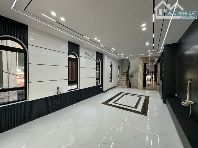 Nhà đẹp phố Sài Đồng 60X7T, lô góc, TM, ô tô tránh, Full nội thất cao cấp, giá tốt 14.2 tỷ - 8