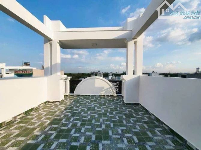 SIÊU PHẨM 4TẦNG CỰC HIẾM,DT56M,NGAY NGUYỄN DUY TRINH,HẺM 8M THÔNG VỈA HÈ 2 BÊN,NHỈNH 5TỶTL - 8