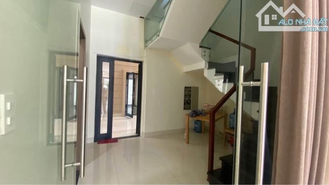 🔥🔥🔥Cho thuê SHOPHOUSE 4 tầng THE MANOR CROW Mặt tiền TỐ HỮU TP HUẾ chỉ 20 triệu/tháng - 8