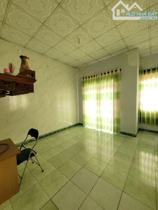 Bán nhà 1T1L và phòng trọ 5x32m, hẻm Nguyễn Du p. Dĩ An, thu nhập 4tr/th - 8