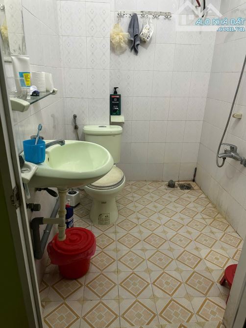 🏘 Siêu hiếm nhà 4 tầng Hùng Duệ Vương, oto đỗ cửa Giá chỉ 2,9 tỷ   	• - 8