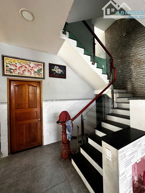 Bình Trưng Tây Q2 - nhà 74m2 4tầng - 10T14D gần đường Nguyễn Duy Trinh - 8