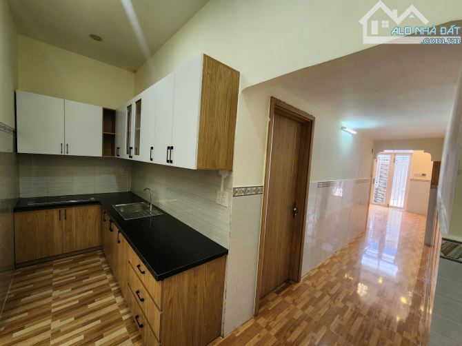 BÁN NHÀ 1 TRỆT 1 LẦU – KHU DÂN CƯ ĐƯỜNG ĐỆ, VĨNH HÒA – CÁCH BIỂN 700M √ Diện tích: 63m² - 8
