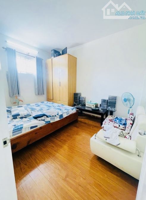 NHÀ 3 TẦNG GIÁ , 5,45 TỶ TRƯỜNG LƯU Q9. - 9