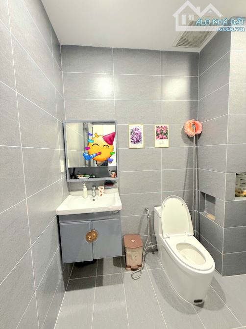 Nhà 3 tầng Khánh Hội, Quận 4, BTCT, KDC hiện hữu, hoàn công, Mình viết lại bài đăng th7 tỷ - 9