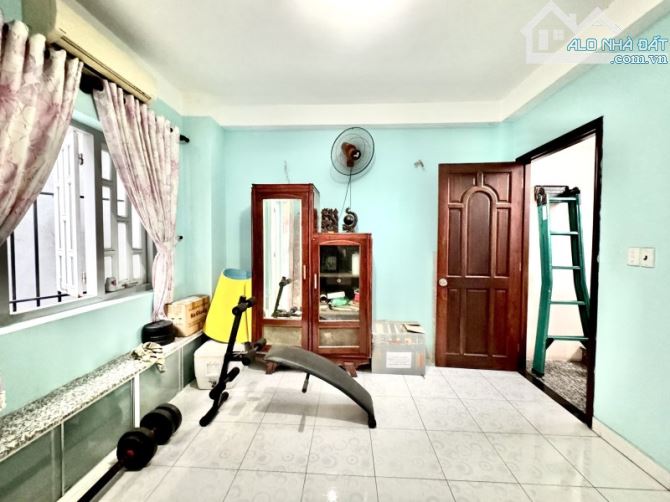 Bán gấp nhà gần mặt tiền đường Lê Văn Sỹ - 5 tầng 54m2 (3.9 x 15) sổ đẹp - Không Quy Hoạch - 9