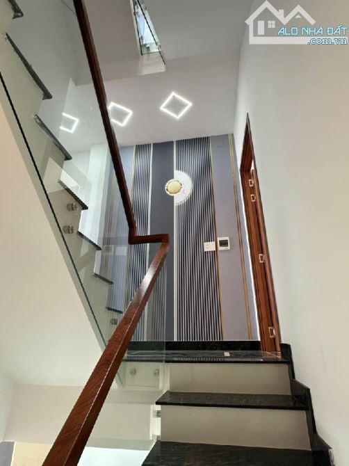 /-flag  bán nhà, gần đường hương lộ 2, bệnh viện tân bình.nhà mới 100%, đẹp xịn sò,, dân t - 9