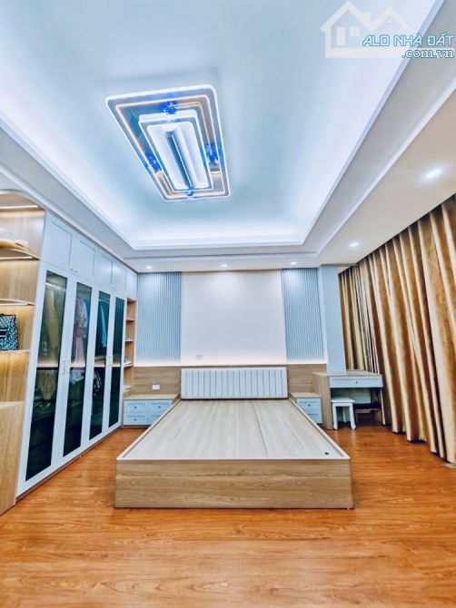 DOÃN KẾ THIỆN - HỒ TÙNG MẬU - 41M - Ô TÔ - LÔ GÓC 3 THOÁNG - 5.2M MT - 6 TẦNG - NGÕ THÔNG - 9