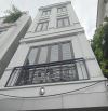 Bán nhà 5 tầng Cự Khối, Long Biên, gần ô tô gần hồ điều hòa 5,55 tỷ