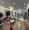 Bán nhà Ngọc Lâm, Long Biên: 35m2, 5 tầng, 7.45 tỷ, ngõ nông, ô tô tránh, full đồ
