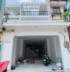 CHo thuê nhà mặt tiền đường Phan văn trị 4x25m 2L