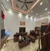 Bán Nhà Trần Thái Tông Cầu Giấy Gần ĐH Quốc Gia 36m 5 Tầng giá 8.5 tỷ