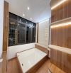 Lh chính chủ e  *** Giá:  4,88 tỷ Diện tích:  18 m2