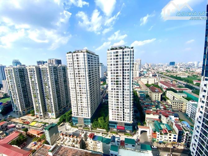 Chung cư cap cấp GOLD SEASON – THE AUTUMN 47 Nguyễn Tuân 3 ngủ tầng trung full nội thất
