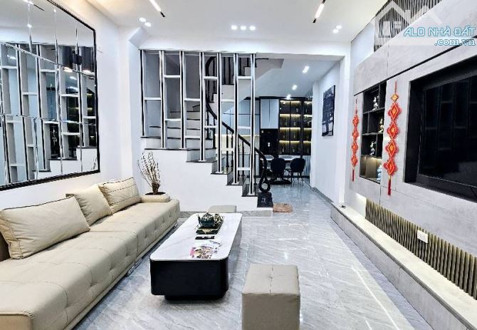 💥Nhà ĐẸP CỰC HIẾM TT Xuân Thủy 42m2 4 tầng sát đường Ô TÔ nhỉnh 10 tỷ