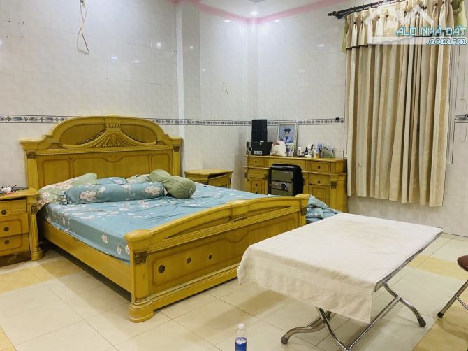 BÁN BIỆT THỰ MINI 4 TẦNG – KẸP KIỆT NGUYỄN PHAN VINH , SƠN TRÀ – CÁCH BIỂN 300M, DT 172m2