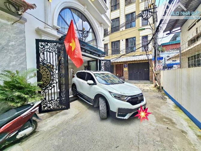 Bán Nhà Sài Đồng 50m2-hơn 11 tỷ-6 TẦNG THANG MÁY-Ô TÔ TRÁNH-LÔ GÓC-SỔ VUÔNG-NỞ HẬU