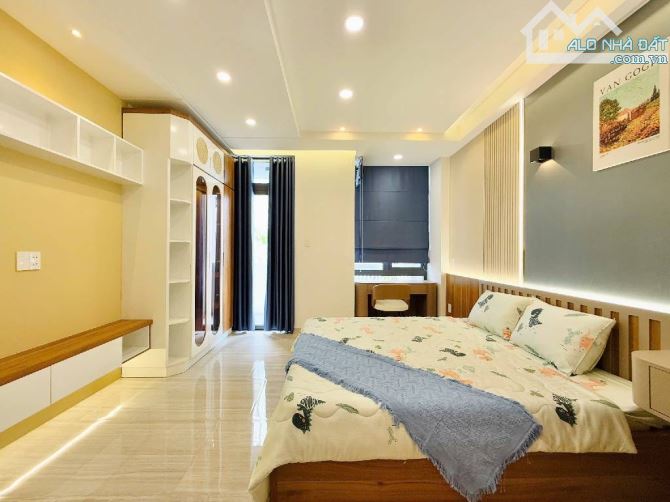 🔥BÁN NHÀ 5 TẦNG GÒ VẤP🔥Ô TÔ NGỦ TROBG NHÀ🔥NHÀ MỚI DÃY NHÀ ĐỒNG BỘ 4x16 4PN🔥9TỶ3 TL🔥