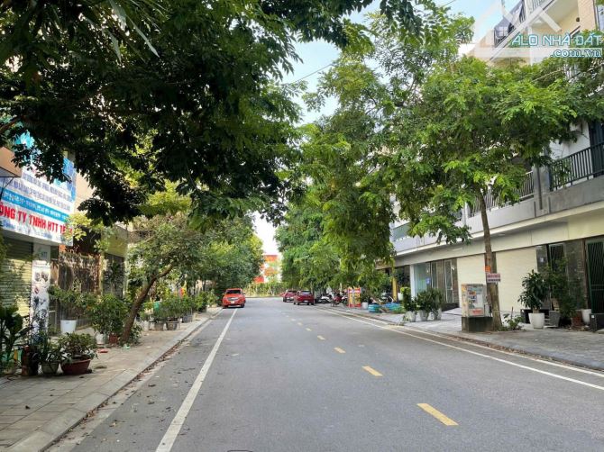 Bán căn liền kề 3,5 tầng đã hoàn thiện mặt đường Nguyễn Khuyến kđt Hud Trầu Cau, tp BN.
