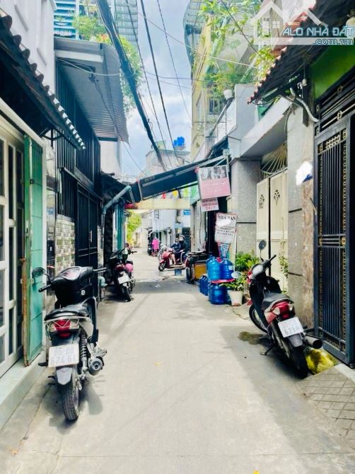 Bán nhà Thống Nhất trung tâm Gò Vấp, chỉ 3.85 tỷ, gần Coopmart, bệnh viện, chợ, trường học