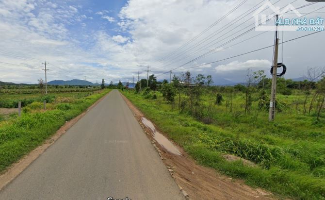 Đất nông nghiệp 4,6 ha nông nghiệp mặt tiền 110 m chỉ 390,000đ/m²