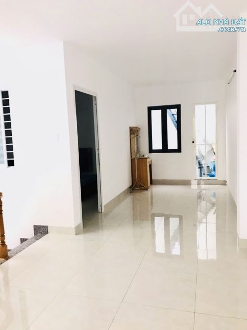 CẦN BÁN NHÀ 1 TRỆT 1 LẦU HẺM OTO 60m2 (5.3x11.2) - GIÁ: 7Tỷ ( Có Bớt )