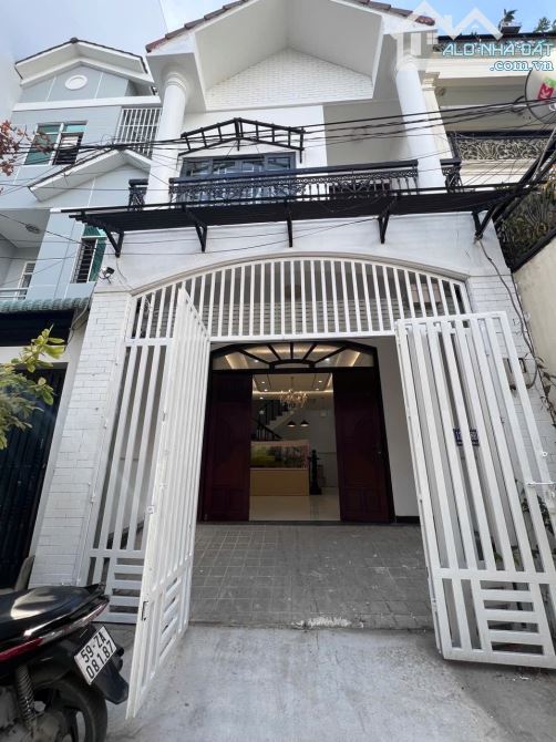 🏡 BÁN NHÀ ĐẸP – Ô TÔ NGỦ TRONG NHÀ 📍 Lê Thị Chợ – Phú Thuận – Quận 7  💎 giá chỉ 9.5 T