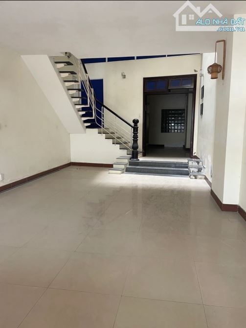 NHÀ KIỆT Ô TÔ 7M ĐƯỜNG CHÍNH HỮU - 132M2 - 3 TẦNG - GẦN BIỂN SƠN TRÀ - NHÀ KIÊN CỐ - 12 TỶ