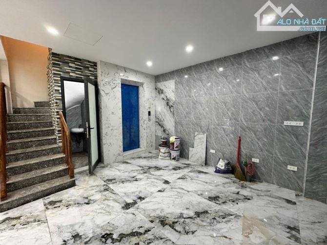 Bán tòa ccmn phố Thanh Nhàn xây mới 7 tầng - 2 mặt ngõ, giá 13.2 tỷ.