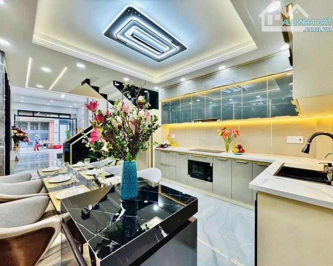 Siêu Phẩm Nhà Phố 5 Tầng Lê Văn Thọ, Gò Vấp – Hẻm Thông 6m, Nội Thất Cao Cấp – Chỉ 11,9 Tỷ