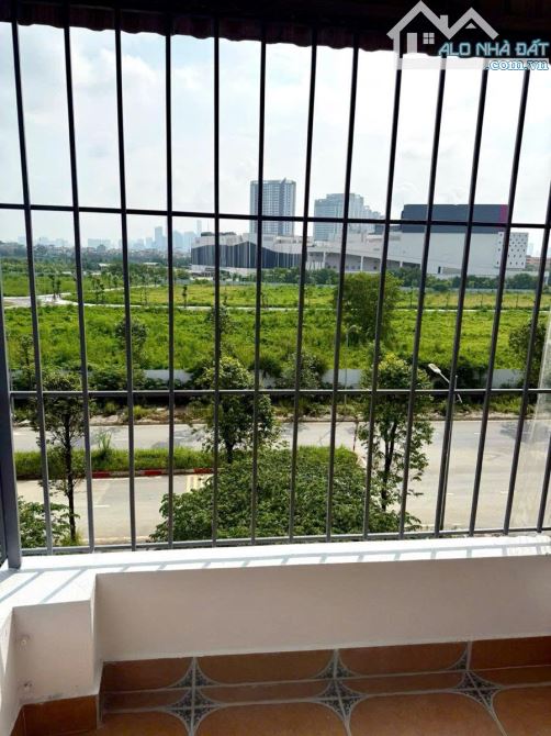 KHU DDV LA DƯƠNG DƯƠNG NỘI_NHÀ PHÂN LÔ VỈA HÈ OTO TRÁNH_KINH DOANH_4 TẦNG_50M 15 TỶ
