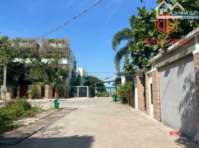 BÁN BIỆT THỰ 1T1L TRONG KDC PHÚC HIẾU GIÁ 13,5 TỶ
