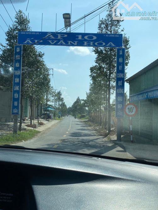2880 M2 đất MT đường nhựa (300m2 thổ cư) tại Ấp 10, Xã Đức Hòa, Bến Lức, Long An