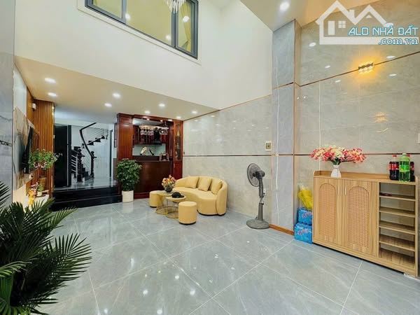 nhà 4 tầng hxh gần mặt tiền phạm ăn chiêu gò vấp full nội thất cao cấp ở ngay