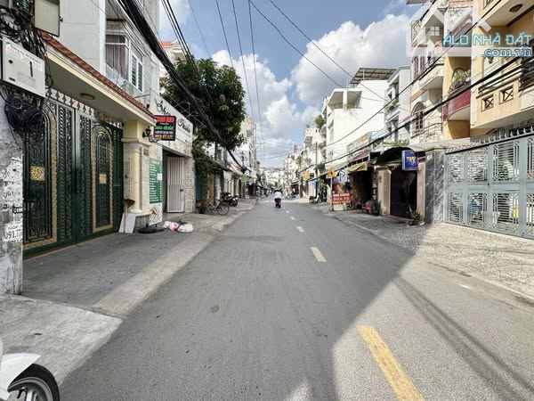 Nhà mặt tiền kinh doanh đường lý thường kiệt ngay chợ gò vâp135m2 20 tỷ bán gấp