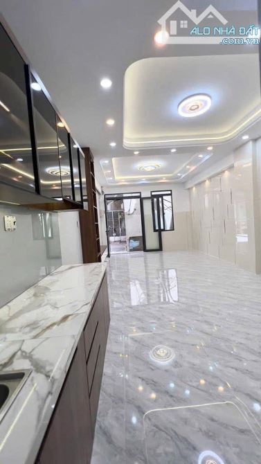 Quận 11 Ong Ich Khiêm -2 Tầng-35M2-Nhà Đẹp ở ngay giá chỉ hơn 5ty chút‼️