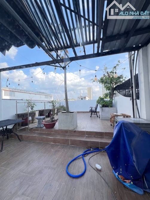 🏡 BÁN NHÀ ĐẸP – Ô TÔ NGỦ TRONG NHÀ 📍 Lê Thị Chợ – Phú Thuận – Quận 7  💎 giá chỉ 9.5 T - 11