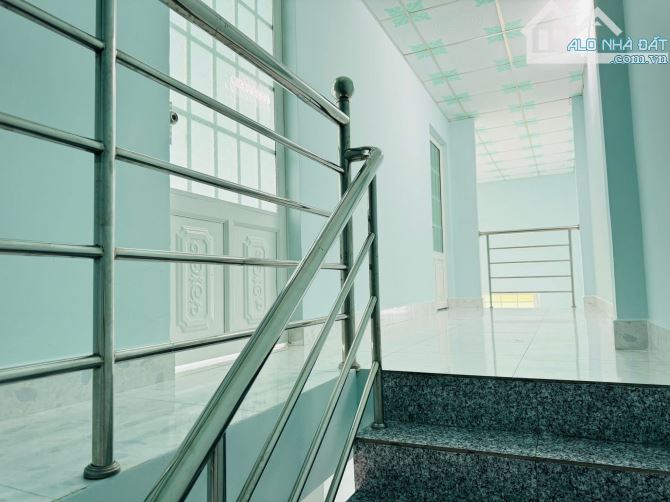 Nhà 1 Trệt Lửng Xây Riêng Lẻ - Sổ Hồng Riêng . Đường Xe Hơi Tới Nhà. Diện tích 5 x 21m - 11