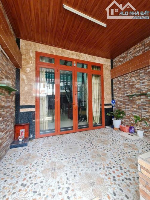 BÁN NHÀ TRỆT LỮNG 2 LẦU HẺM 180 CÁCH MẠNG THÁNG 8 - CÁI KHẾ - NINH KIỀU CẦN THƠ - 1